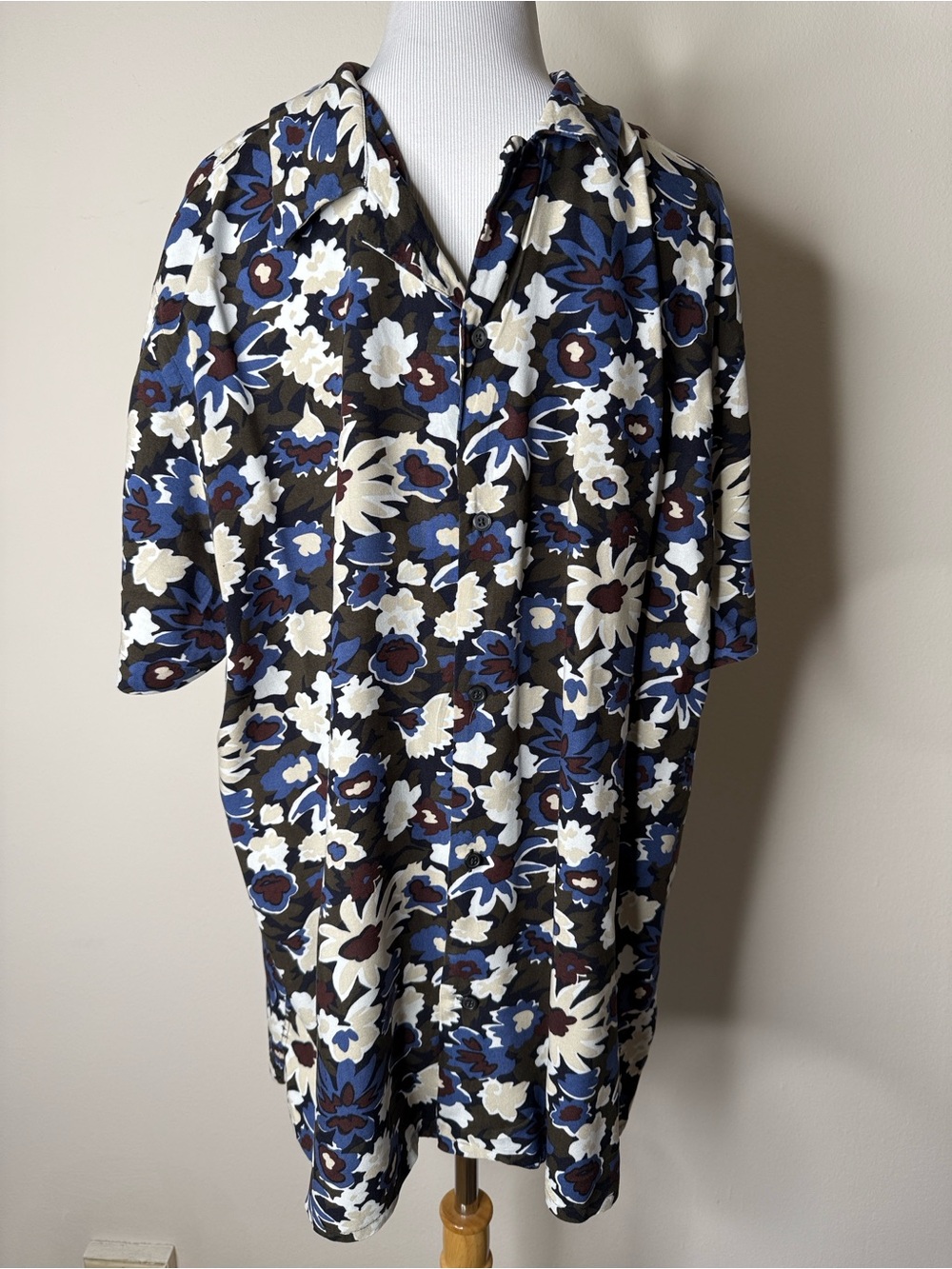 Express Navy and Brown Hawaiian Floral Short Sleeve Button Down